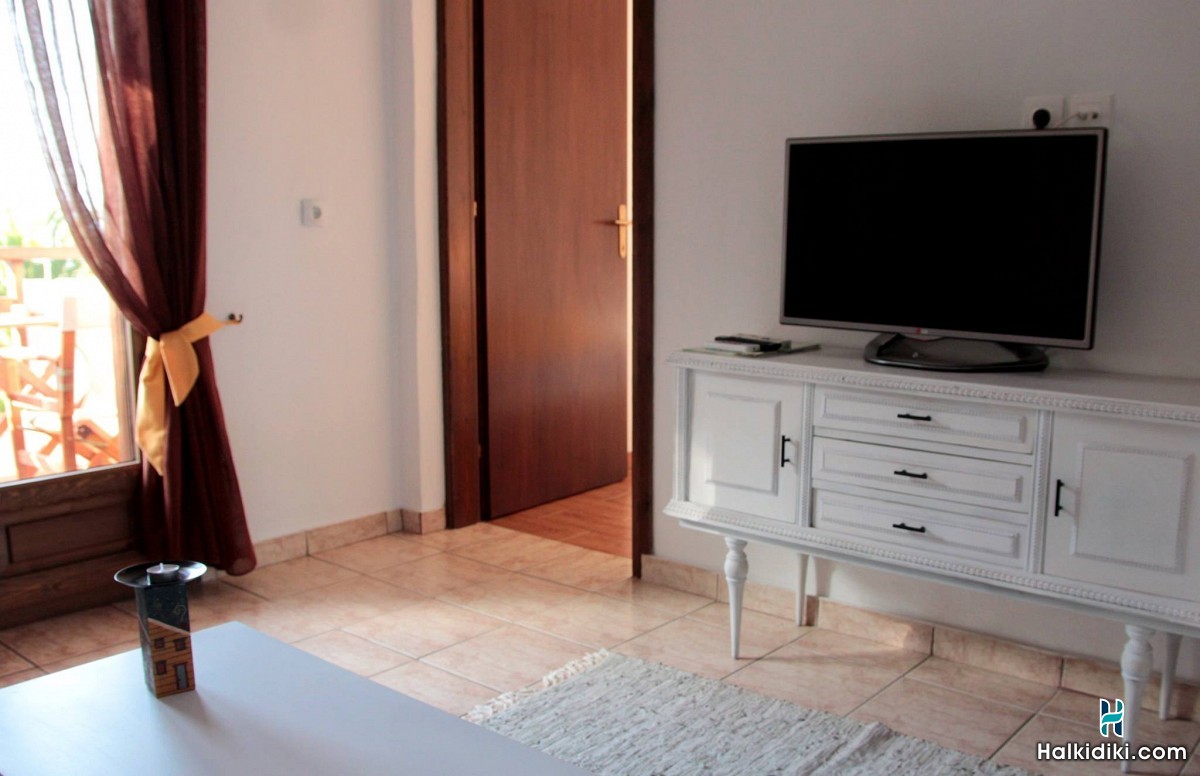 Christaras Apartments, First floor apartment No2 (2+1) -1 double bed & 1 single bed.