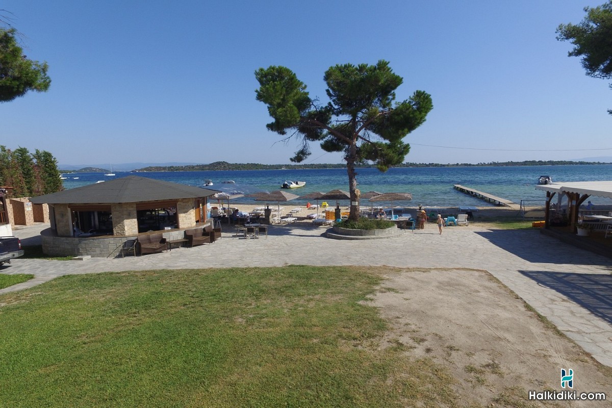 Haus Platanos apartments & Bungalows by the Sea, Vourvourou, Sithonia, Halkidiki, Greece