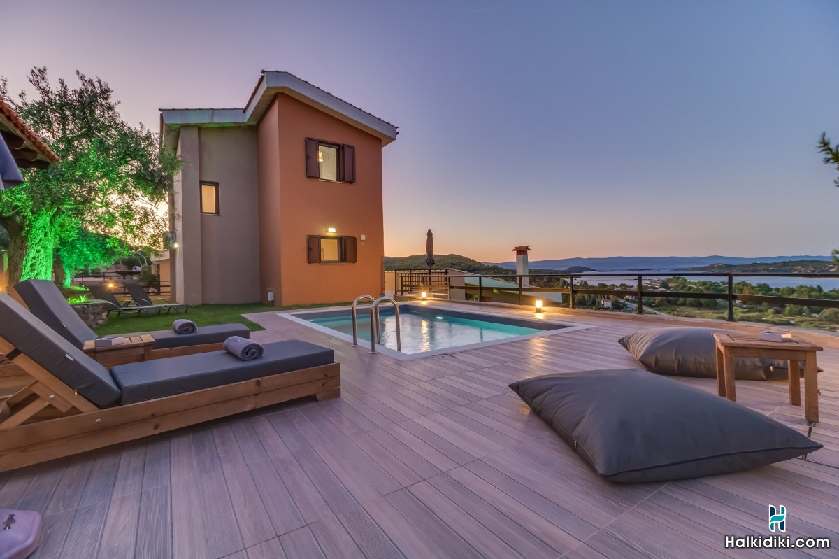 SeaView Villas, Πολυτελείς μονοκατοικίες στην Βουρβουρού, στη Σιθωνία