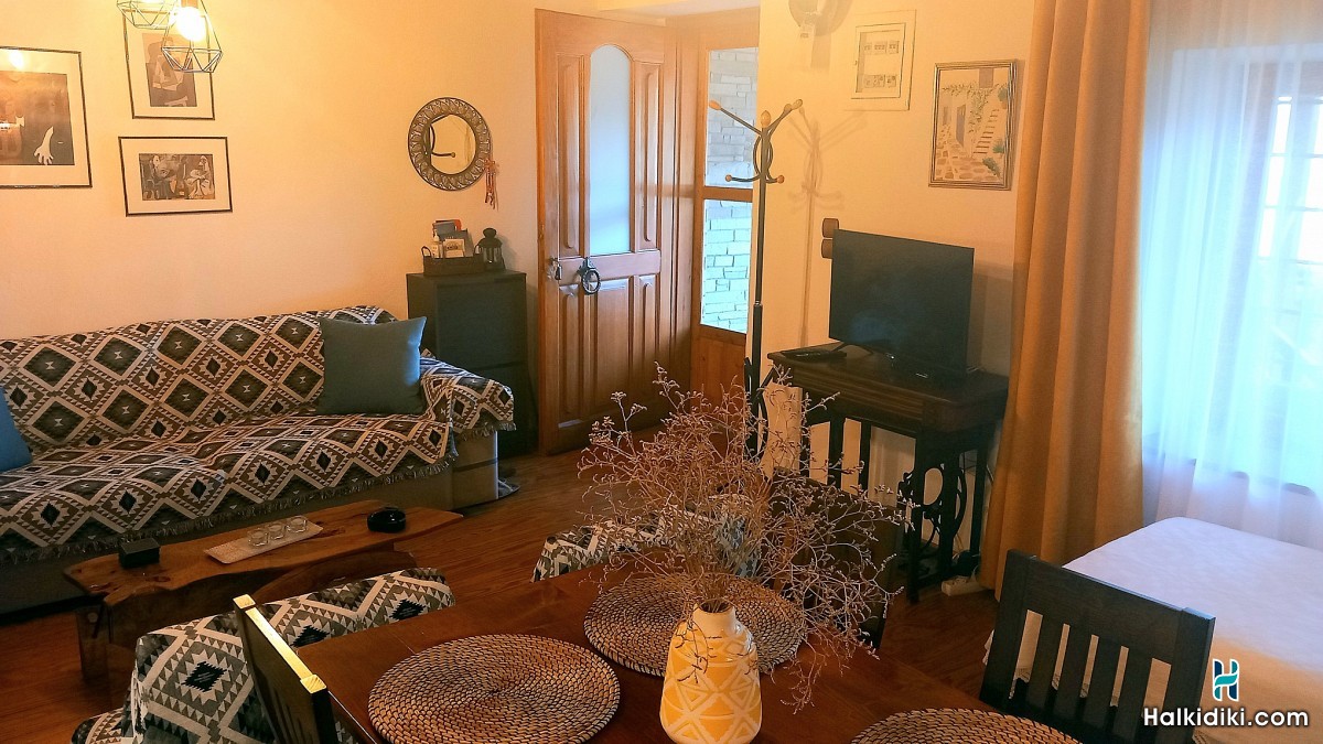 Stella & Evi's House, Εσωτερικοί χώροι